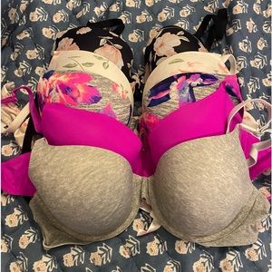 Set of 5 Victoria Secret Bras - 36C